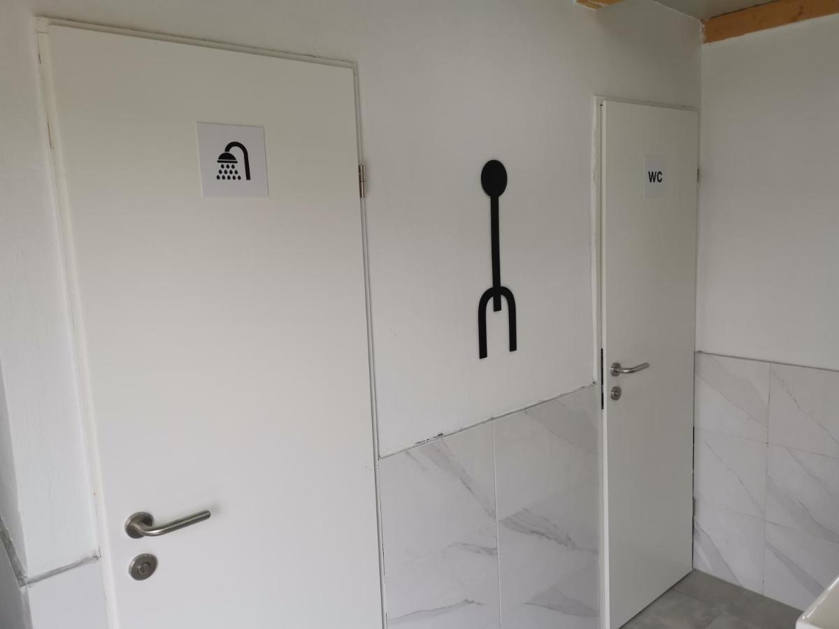 Camper For Two Hotel Banjole Exterior photo